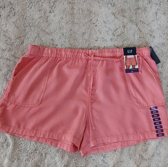 GAP Pants - Women's Shorts Size XXL New From Gap